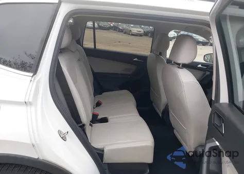 2018 Volkswagen Tiguan 2.0T Se/2.0T Sel z USA, uszkodzony, nr VIN 3VV2B7AX5JM067961